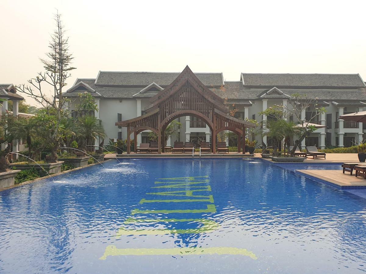 Le Palais Juliana Hotel Луанг Прабанг Екстериор снимка